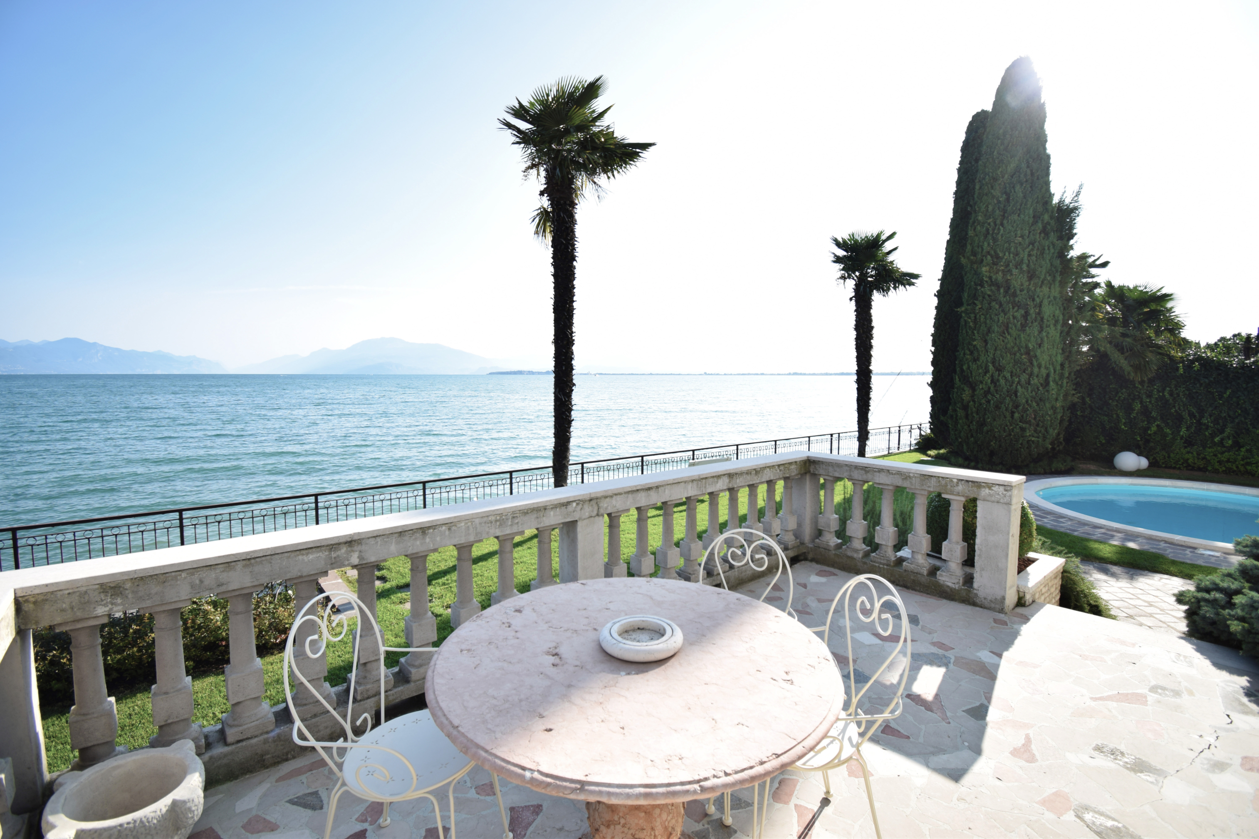 exklusives-anwesen-gardasee.jpg Villa di Lusso in Vendita sul Lago di Garda