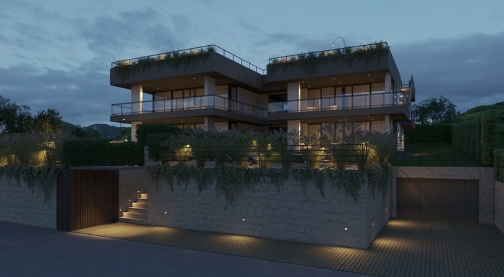 Screenshot Villa con Piscina e Vista Lago in Vendita | Manerba del Garda, Italia