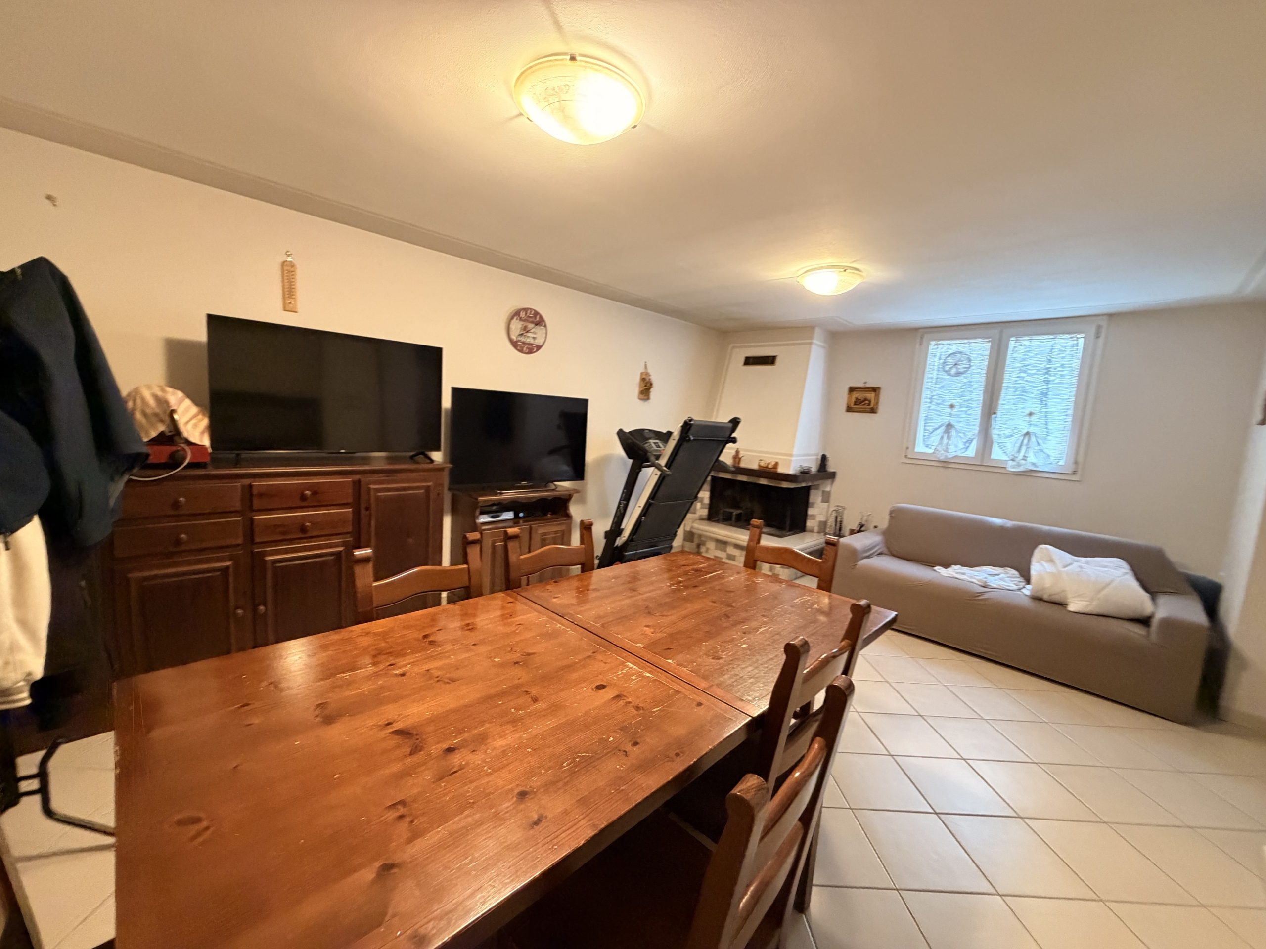 Villa am Gardasee kaufen – Manerba del Garda mit Pool Villa zum Verkauf in Manerba del Garda – Immobilie am Gardasee kaufen mit privatem Pool und Garten