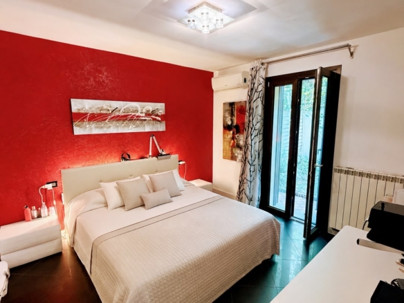 Wohnung am Gardasee mit zwei Schlafzimmern und Terrasse