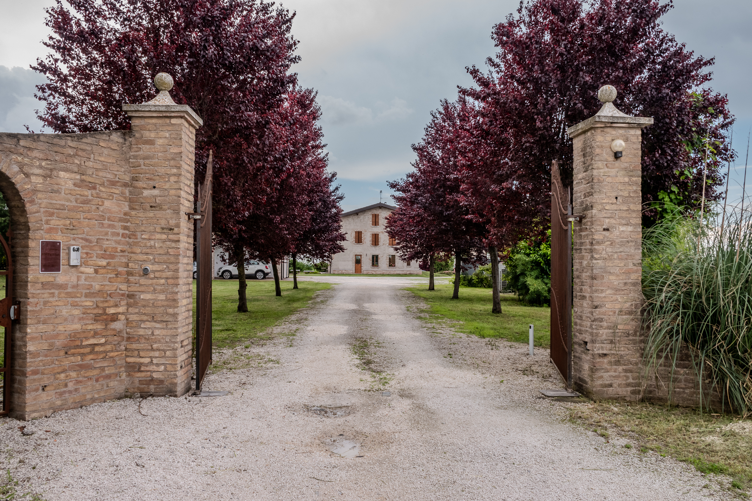 B&B con piscina in vendita vicino al Lago di Garda – Tenuta in provincia di Mantova