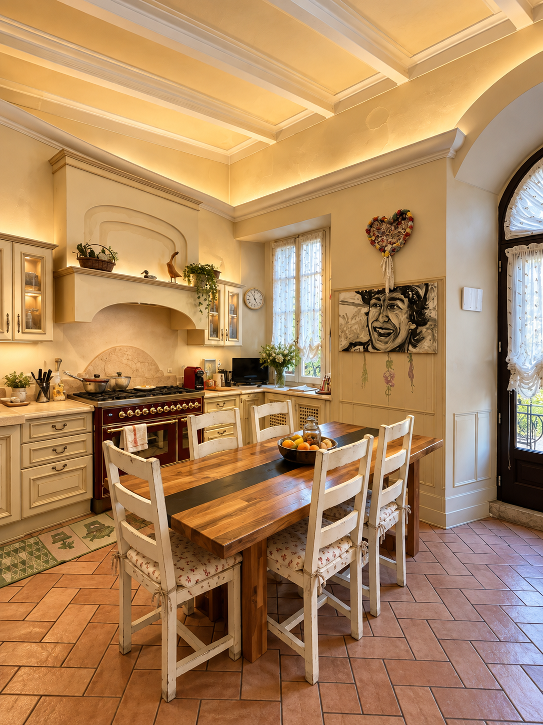 historische-villa-kaufen-garten.jpg Historic villa façade overlooking its private garden in Gavardo, Italy.