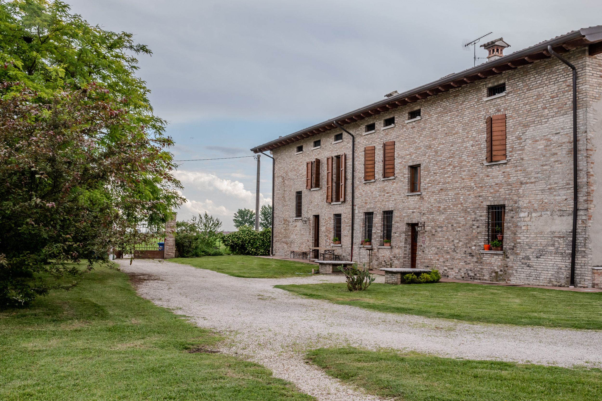 B&B con piscina in vendita vicino al Lago di Garda – Tenuta in provincia di Mantova