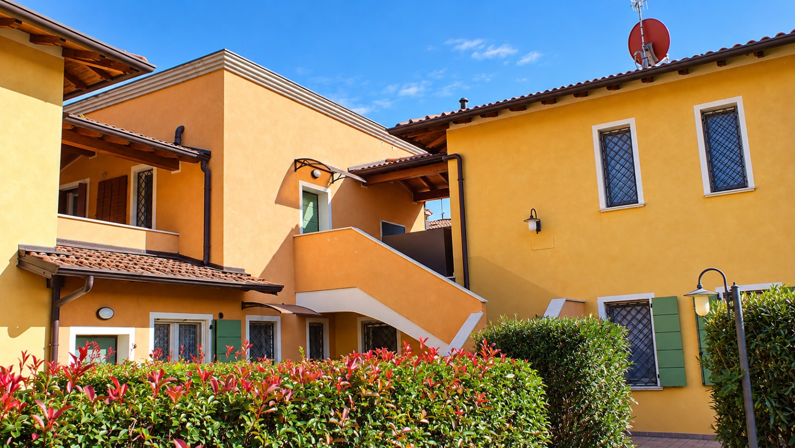 wohnung-kaufen-salo.jpg Appartamento in vendita a Salò: trilocale con veranda e garage sul Lago di Garda, Italia